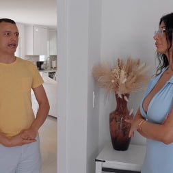 Cami Strella in Threesome With My Friend's Stepmom (Photo 110) Cami Strella in 'Bangbros' Threesome With My Friend's Stepmom (Thumbnail 110)