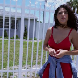 Gabriela Lopez in 'Bangbros' Fucking The Hottest Flower Girl (Thumbnail 66)