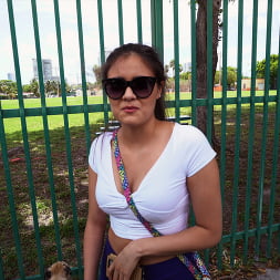 Jeleana en 'Bangbros' Gran Robo Canino (Miniatura 75)