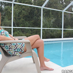 Kaylynn Kennedy en 'Bangbros' ¡¡¡Llénala!!! (Miniatura 1)