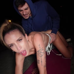 Mellany Lapiedra en 'Bangbros' ¡La noche salvaje de Mellany! (Miniatura 600)