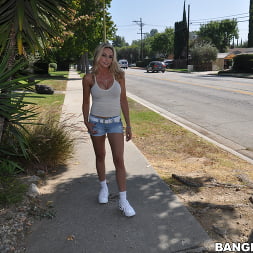 Sindy Lange in 'Bangbros' Peeping On The MILF Next Door (Thumbnail 1)