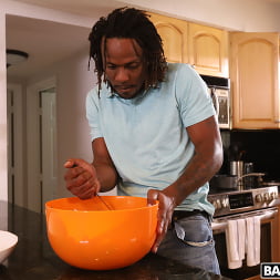 Skyla Sun in Dick In A Bowl (Photo 1) Skyla Sun in 'Bangbros' Dick In A Bowl (Thumbnail 1)