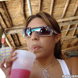 Sophia Castello en 'Bangbros' Me encantan las latinas con un culo enorme (Miniatura 40)