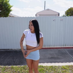 Vivienne Vo in Cheats on her Boyfriend with Johnny Love (Photo 134) Vivienne Vo in 'Bangbros' Cheats on her Boyfriend with Johnny Love (Thumbnail 134)